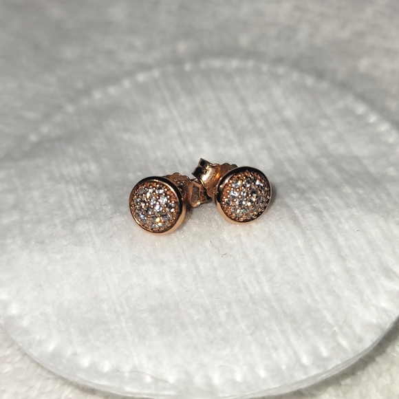 Pandora Sparkle Halo Stud Earrings - Picture 1 of 2
